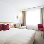 Hotell Novotel Est Arechi Salerno