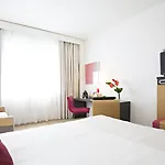 Hotell Novotel Est Arechi