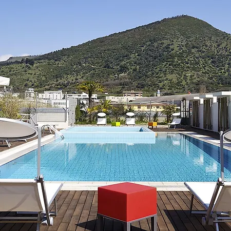 Hotel Novotel Est Arechi 4*