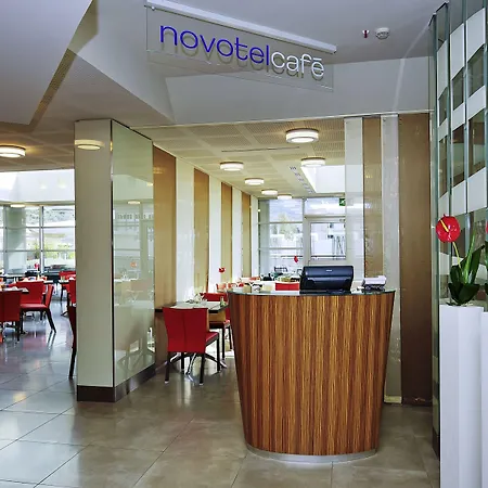 Novotel Est Arechi Hotel 4*