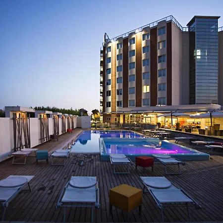 Hotel Novotel Est Arechi 4*