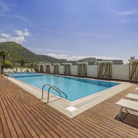 Novotel Est Arechi Hotel